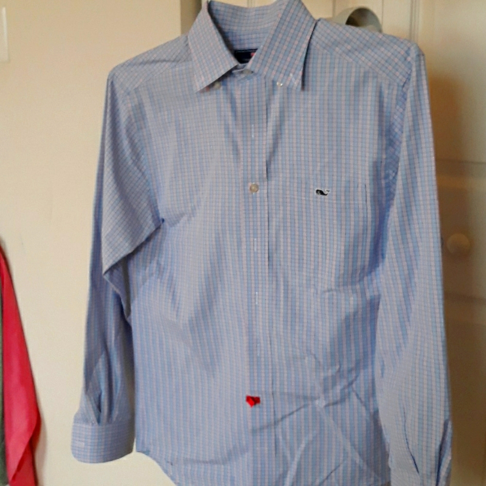 Vineyard vines mens extra small button down.